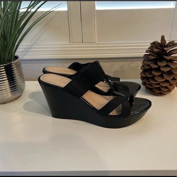 Charles David Black Sandals. Size 11. Worn once.  🌸 - Picture 3 of 9